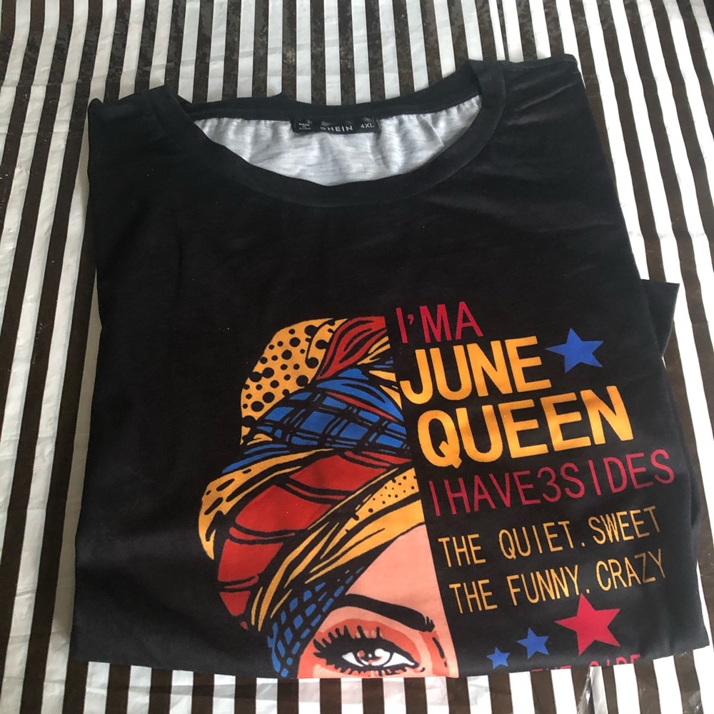 Plus Size Graphic Tee - Picture 5 of 7